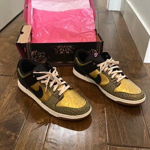 Nike Dunk - Dia Des Muertos - worn once, like new